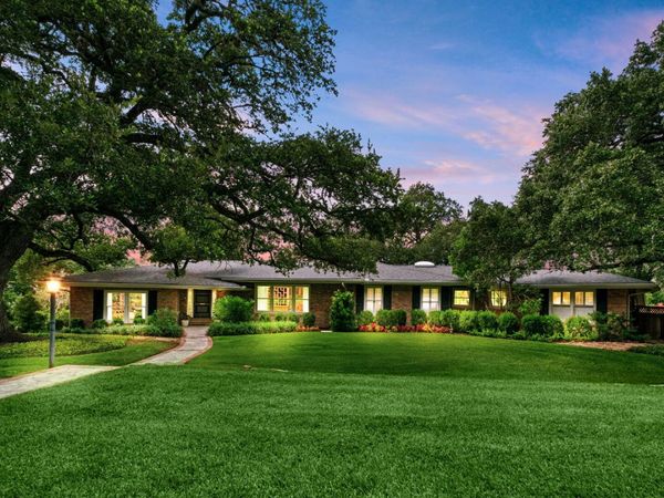 701 Ridgemont, Terrell Hills, TX 78209