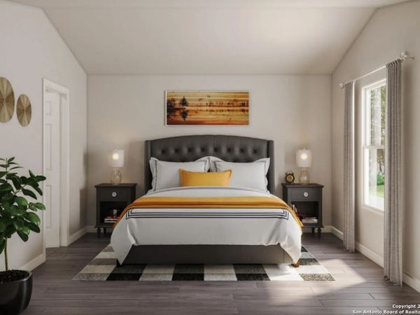 104 Sutton Place, Uvalde, TX 78801