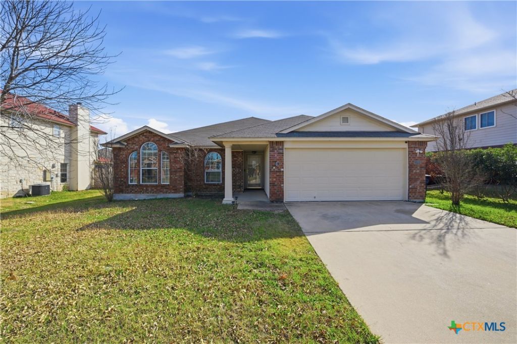 2004 Schorn Dr, Killeen, TX 76542 Main Photo