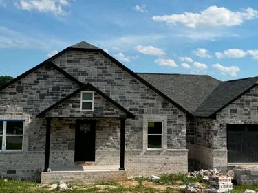 451 Madison Circle, London, KY 40741