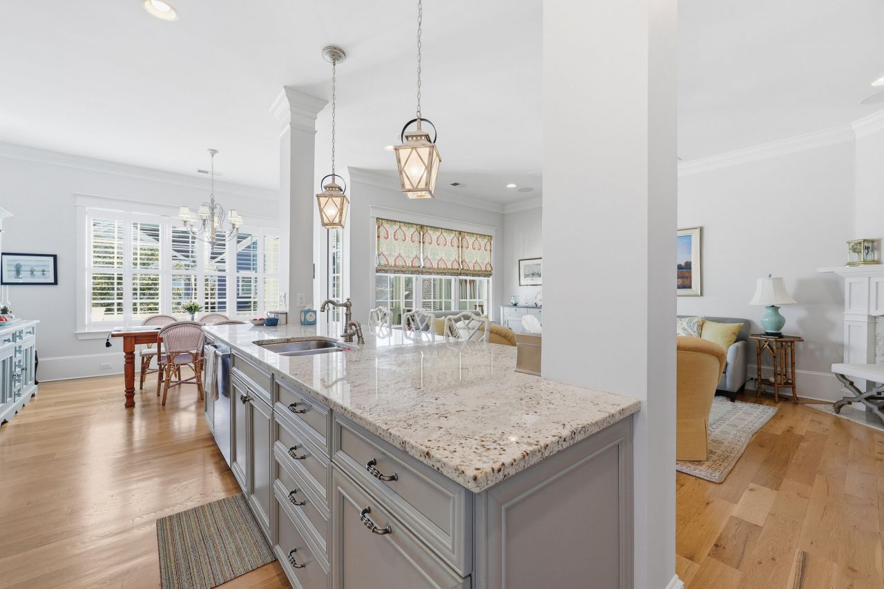 278 Island Park Drive Photo 18