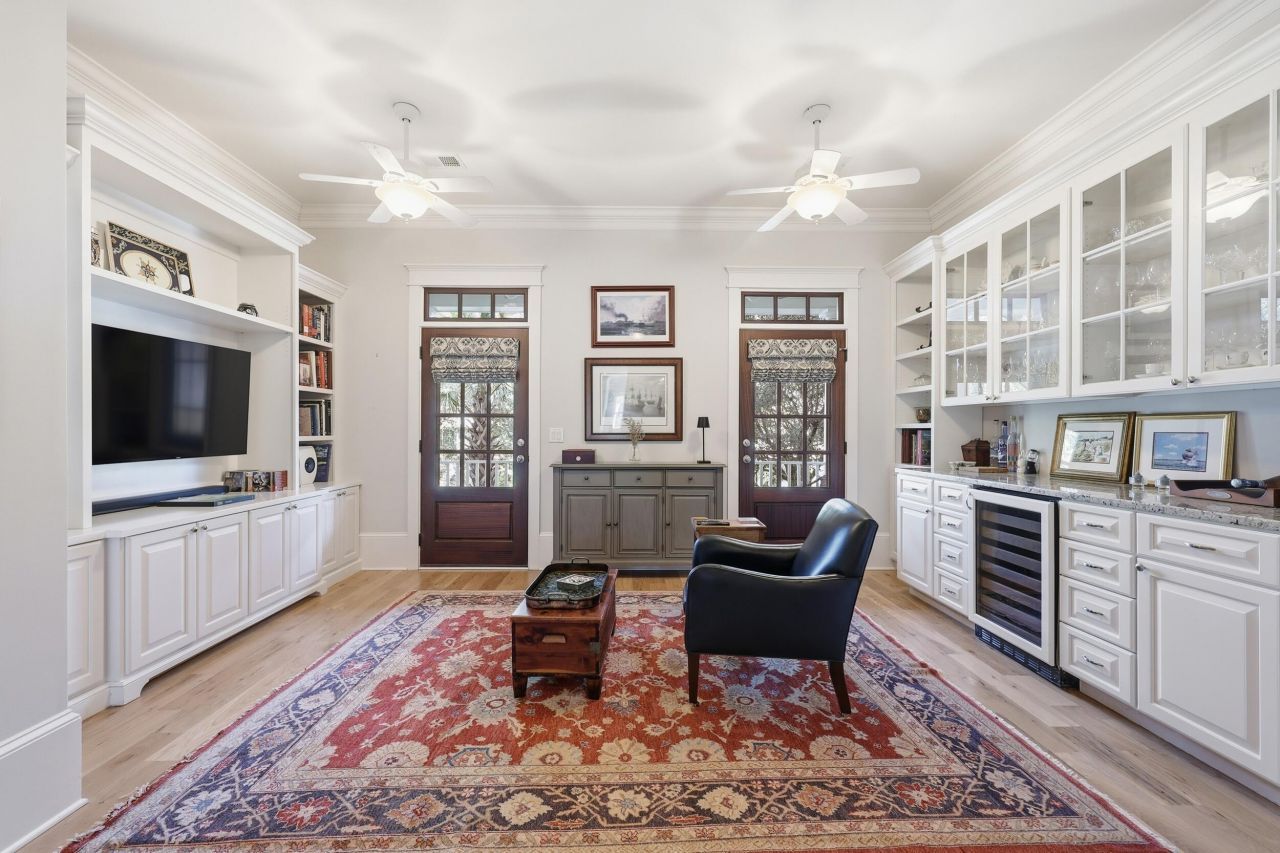 278 Island Park Drive Photo 6