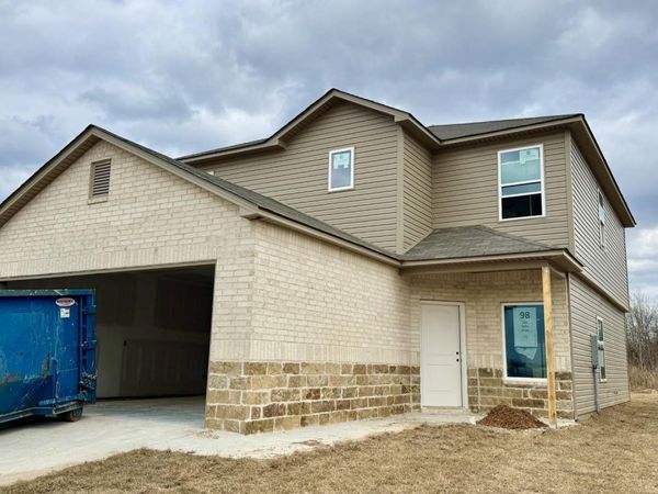 104 Sofia Drive, Maumelle, AR 72113