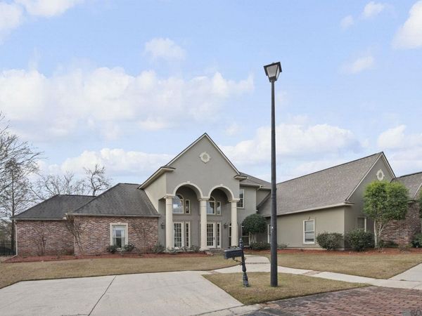 3234 Silver Sand Dr, Baton Rouge, LA 70816