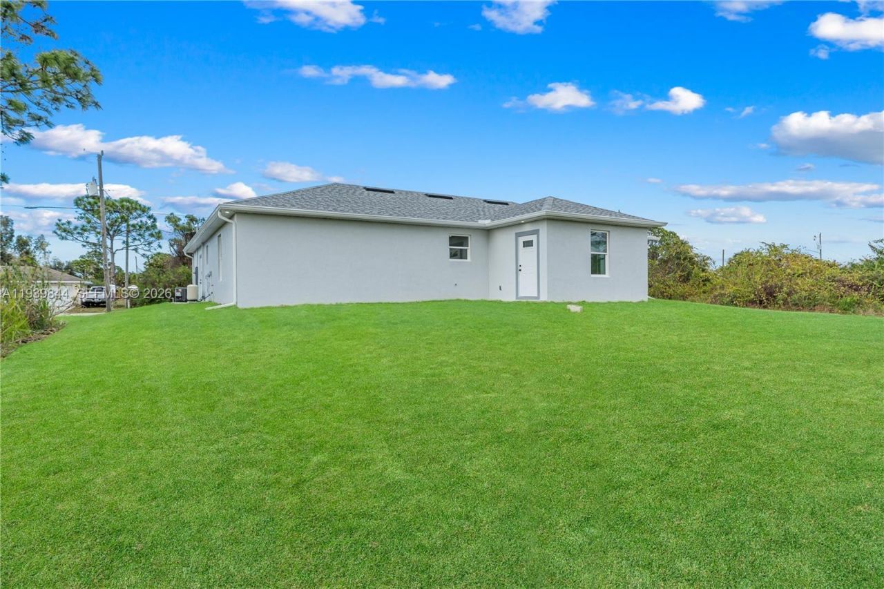 3117 W 64th W, Lehigh Acres, FL 33971 Photo