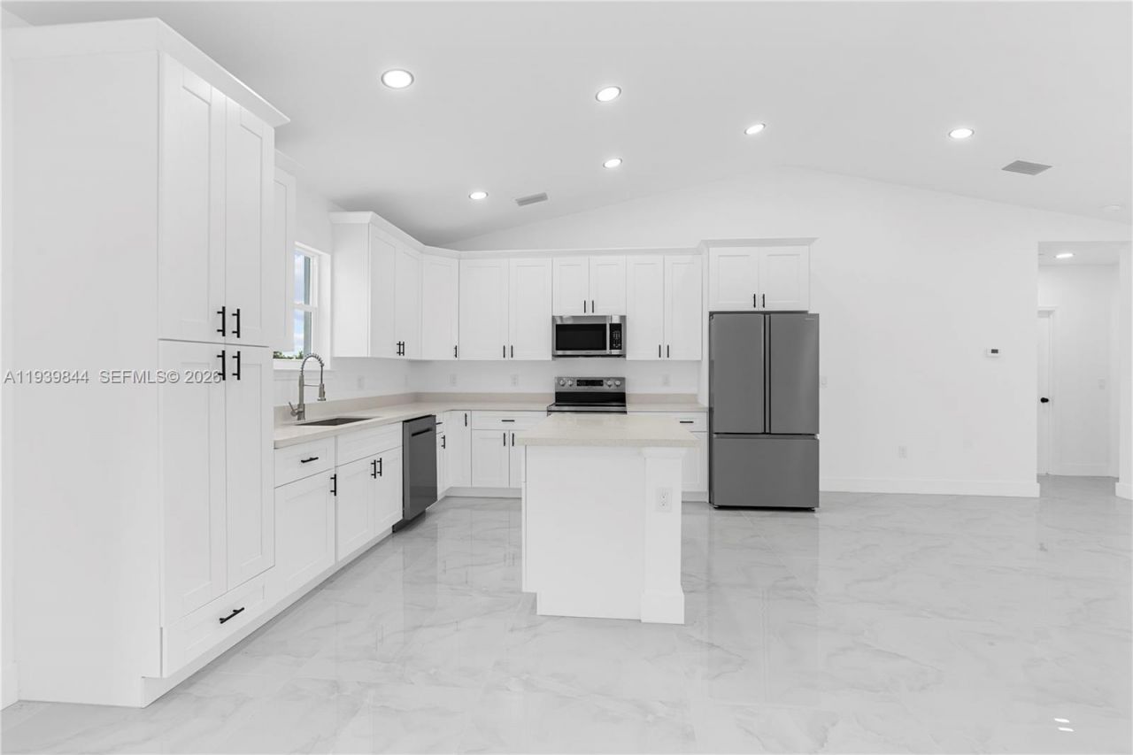 3117 W 64th W, Lehigh Acres, FL 33971 Photo