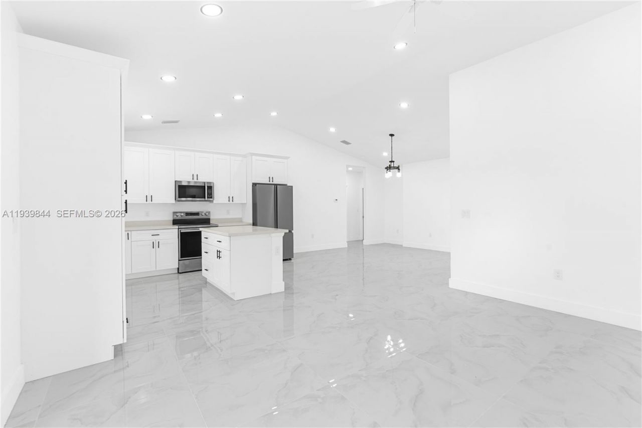 3117 W 64th W, Lehigh Acres, FL 33971 Photo