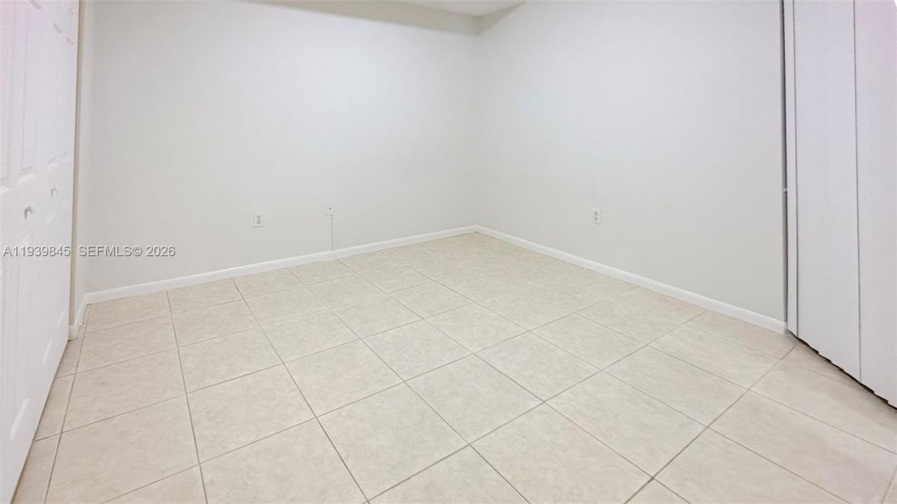 6928 SW 39th St, Unit A101, Davie, FL 33314 Photo