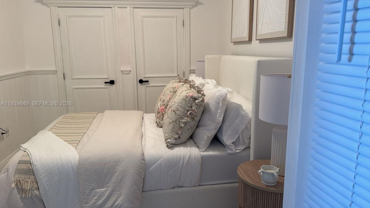 1830 S Ocean Dr, Unit 4910, Hallandale Beach, FL 33009 Photo