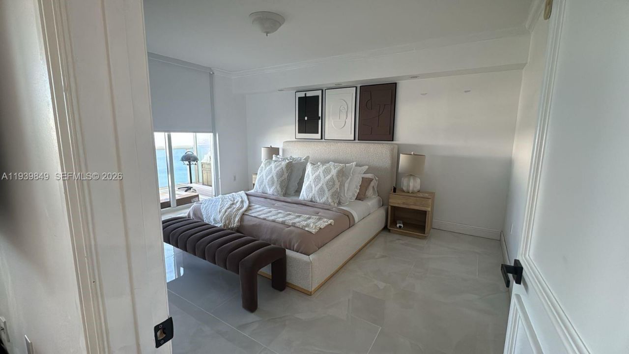 1830 S Ocean Dr, Unit 4910, Hallandale Beach, FL 33009 Photo