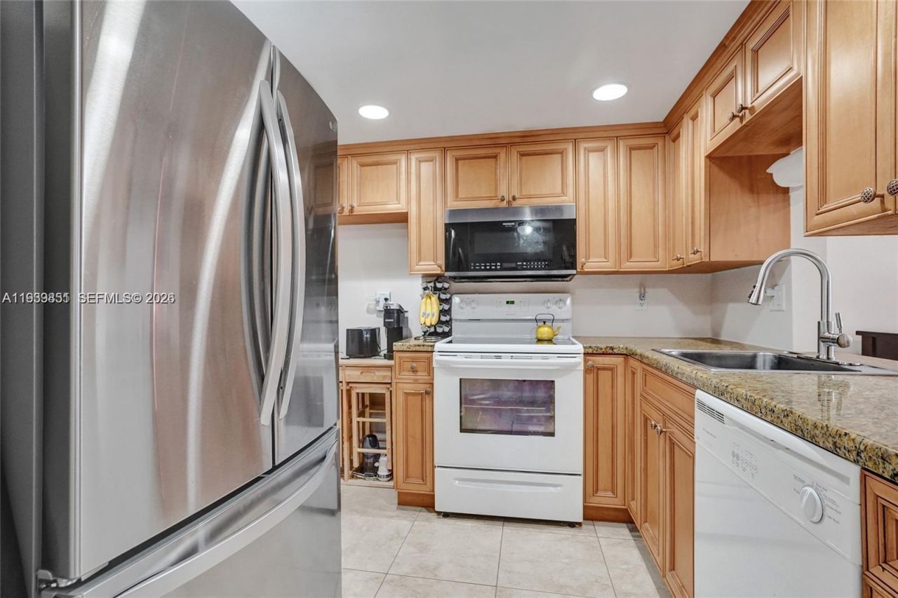 1160 N Federal Hwy , Unit 815, Fort Lauderdale, FL 33304 Photo