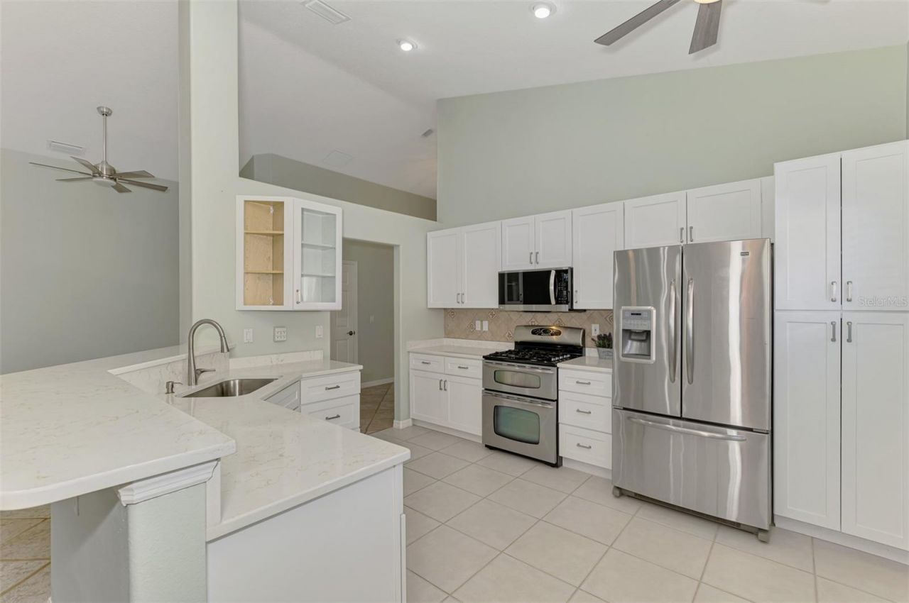 5271 Highbury Circle, Sarasota, FL 34238 Photo