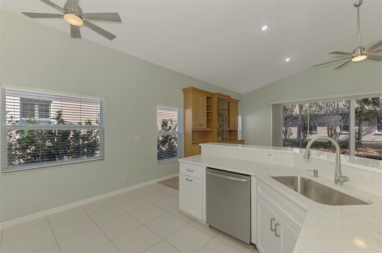 5271 Highbury Circle, Sarasota, FL 34238 Photo
