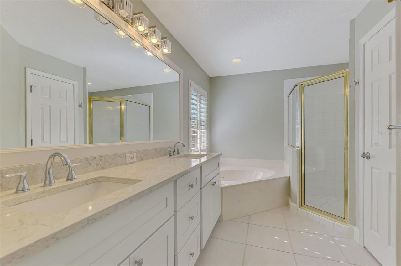 5271 Highbury Circle, Sarasota, FL 34238 Photo