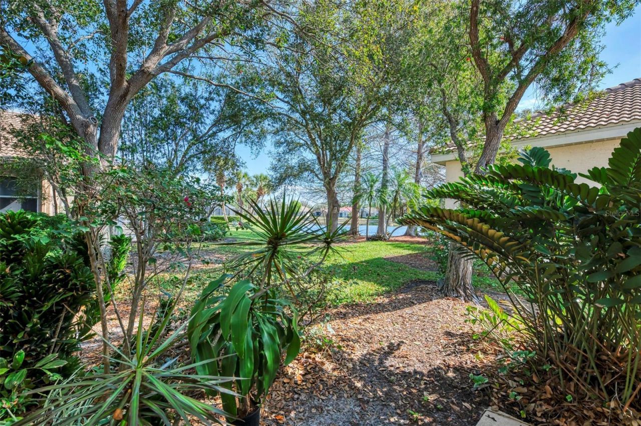 5271 Highbury Circle, Sarasota, FL 34238 Photo