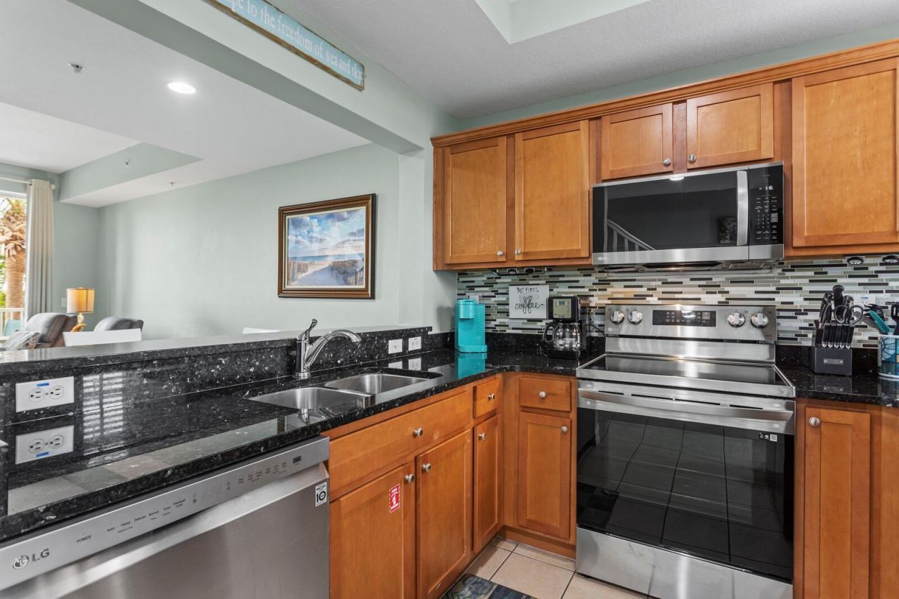 464 Bahia Beach Boulevard, Ruskin, FL 33570 Photo