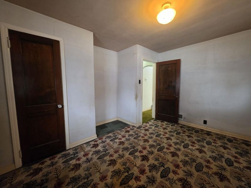 309 W Silver Street, Wapakoneta, OH 45895 Photo 10