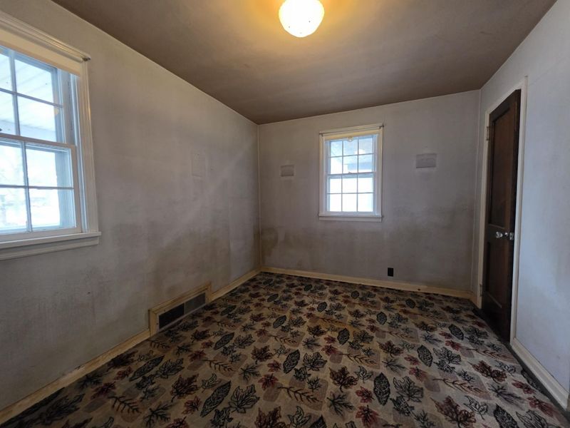 309 W Silver Street, Wapakoneta, OH 45895 Photo 11