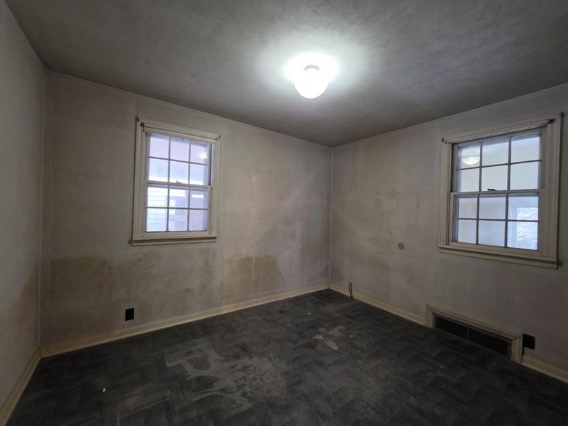 309 W Silver Street, Wapakoneta, OH 45895 Photo 13