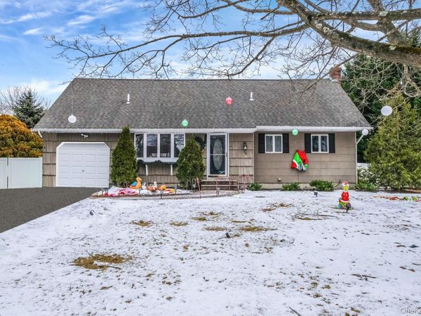 38 Camille Lane, East Patchogue, NY 11772