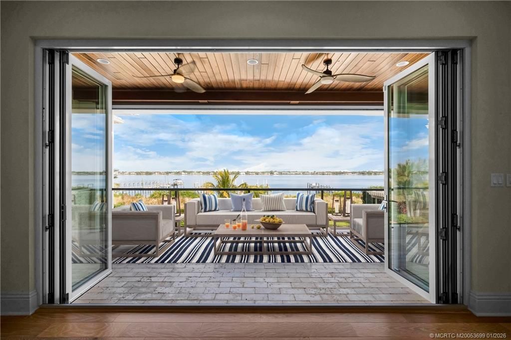 3042 NW Radcliffe Way, Palm City, FL 34990 Photo