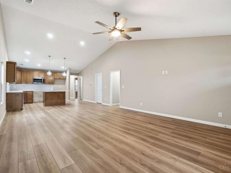 65 Timber Creek Drive, Carlisle, OH 45005 Photo 6