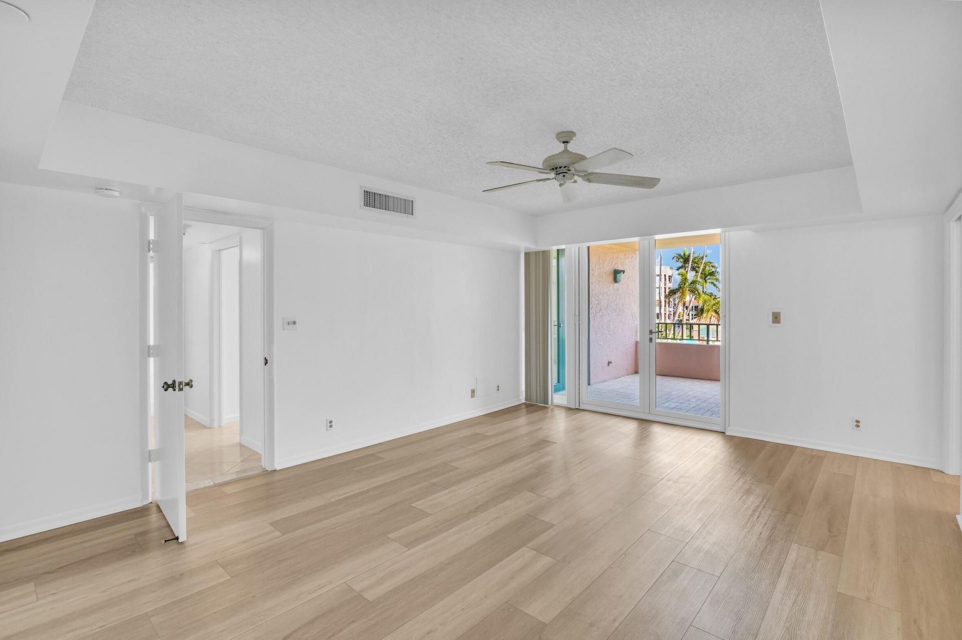 120 SE 5th Avenue, Unit 337, Boca Raton, FL 33432 Photo