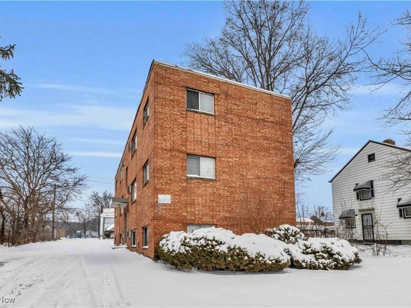 16703 Harvard Avenue, Cleveland, OH 44128 Photo 1