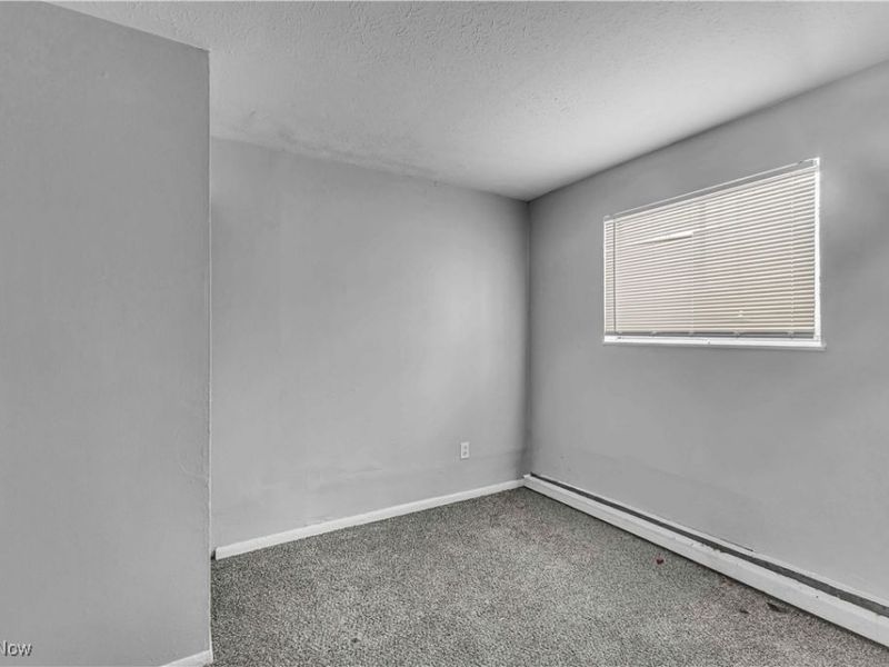 16703 Harvard Avenue, Cleveland, OH 44128 Photo 7