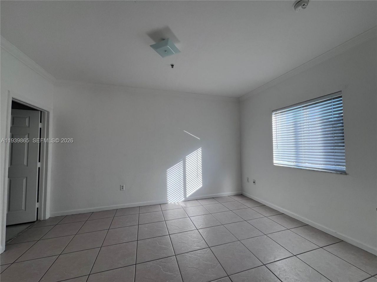 17350 NW 67th Ave, Unit 301, Hialeah, FL 33015 Photo