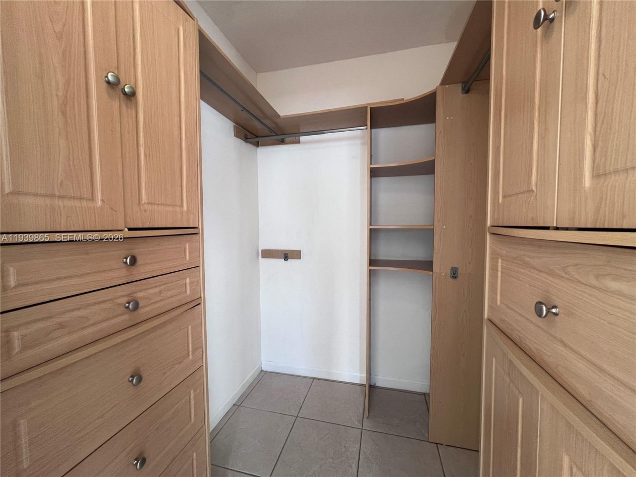 17350 NW 67th Ave, Unit 301, Hialeah, FL 33015 Photo