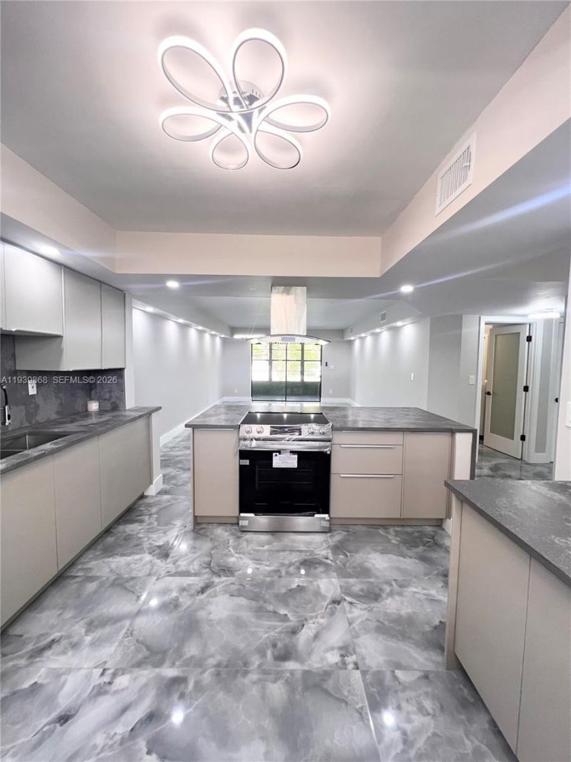 4930 E Sabal Palm Blvd, Unit 206, Tamarac, FL 33319 Photo