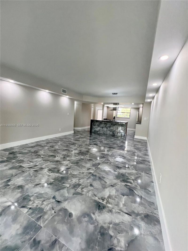 4930 E Sabal Palm Blvd, Unit 206, Tamarac, FL 33319 Photo