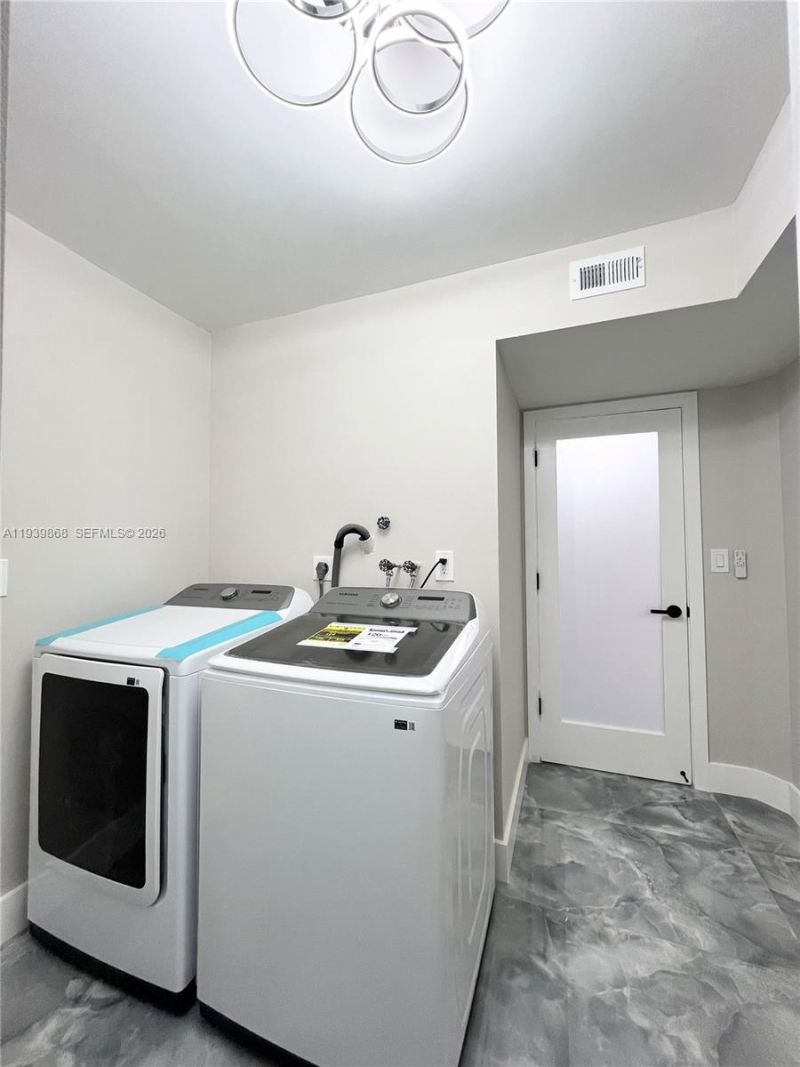 4930 E Sabal Palm Blvd, Unit 206, Tamarac, FL 33319 Photo