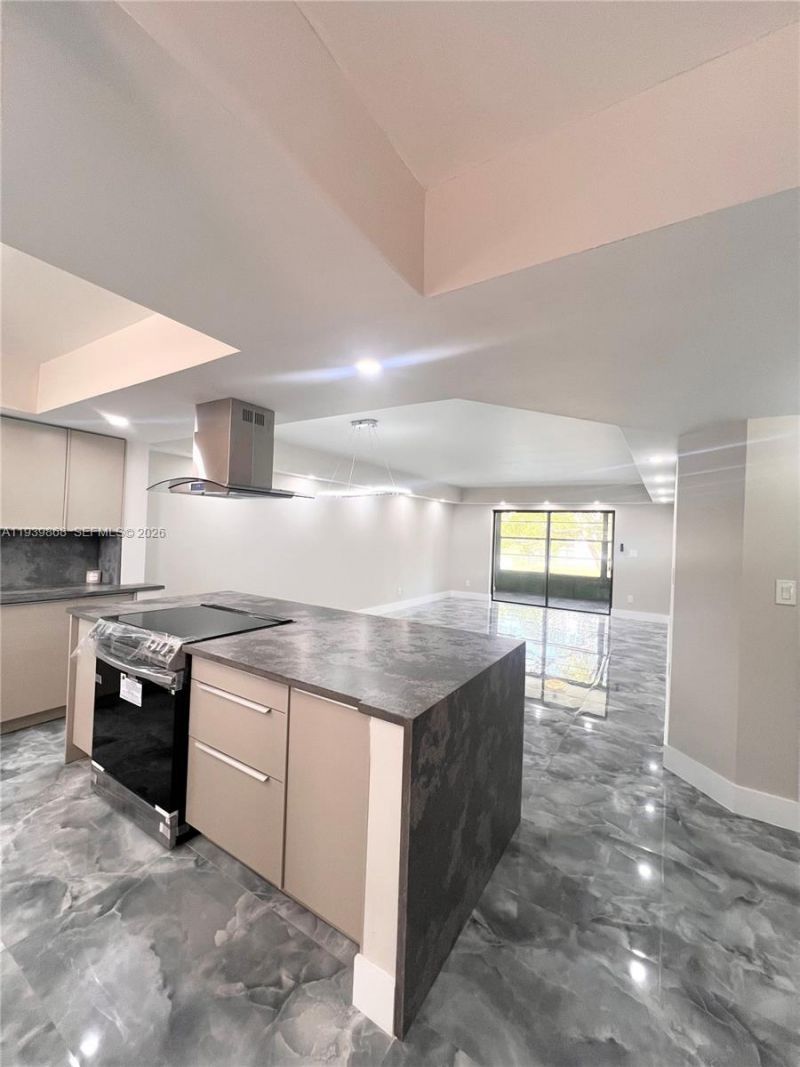 4930 E Sabal Palm Blvd, Unit 206, Tamarac, FL 33319 Photo