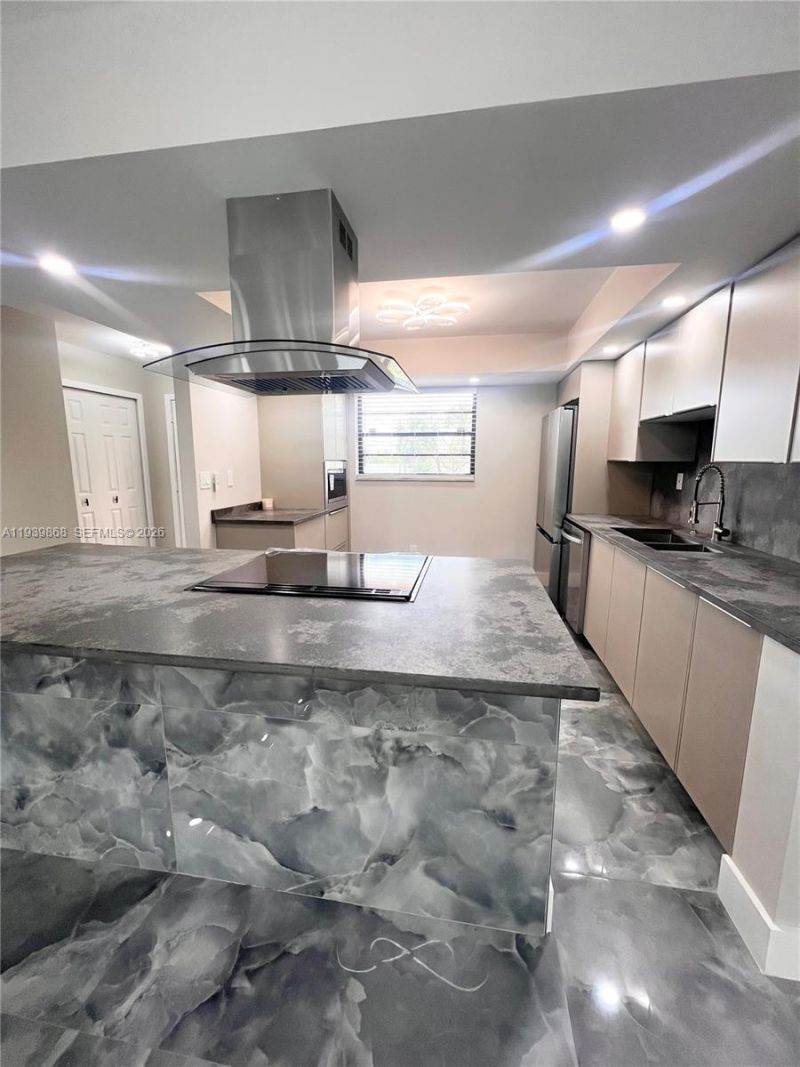 4930 E Sabal Palm Blvd, Unit 206, Tamarac, FL 33319 Photo
