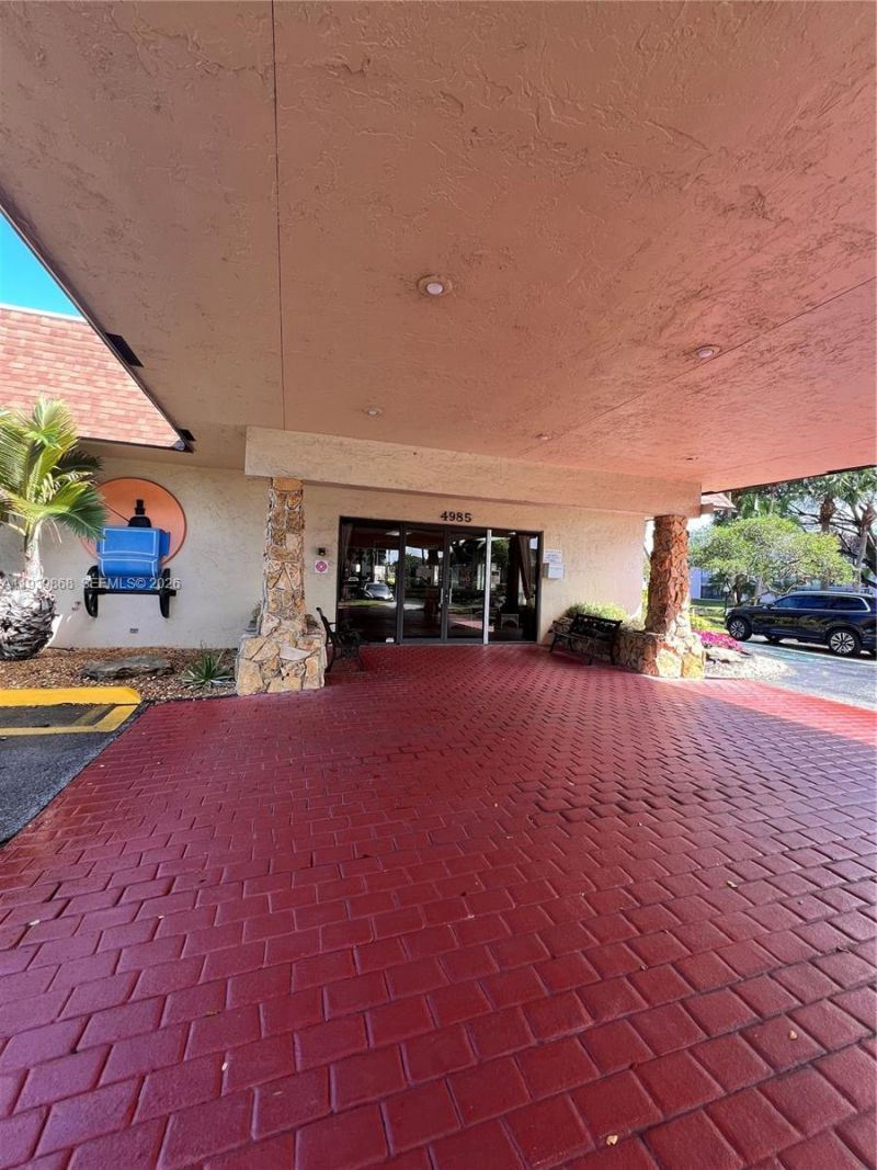 4930 E Sabal Palm Blvd, Unit 206, Tamarac, FL 33319 Photo