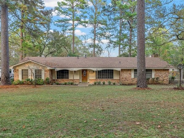 6718 N Park Court, Shreveport, LA 71107