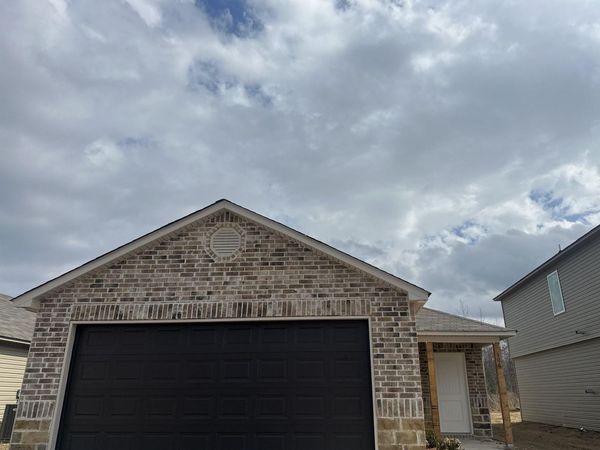 106 Sofia Drive, Maumelle, AR 72113