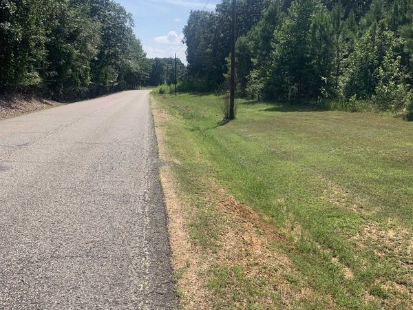 8 ATLANTA CIR, Saulsbury, TN 38067