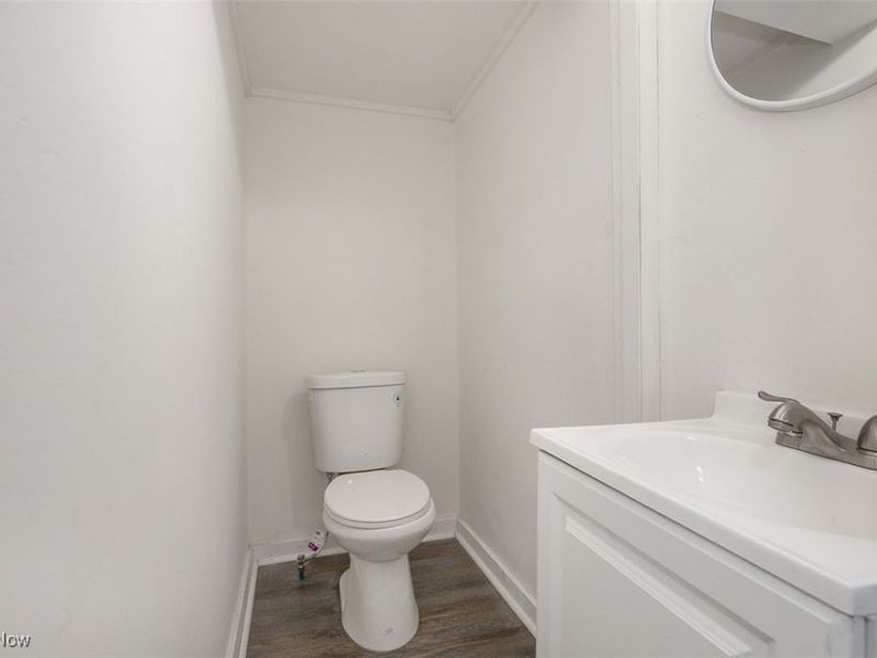 958 E 130th Street, Cleveland, OH 44108 Photo 8