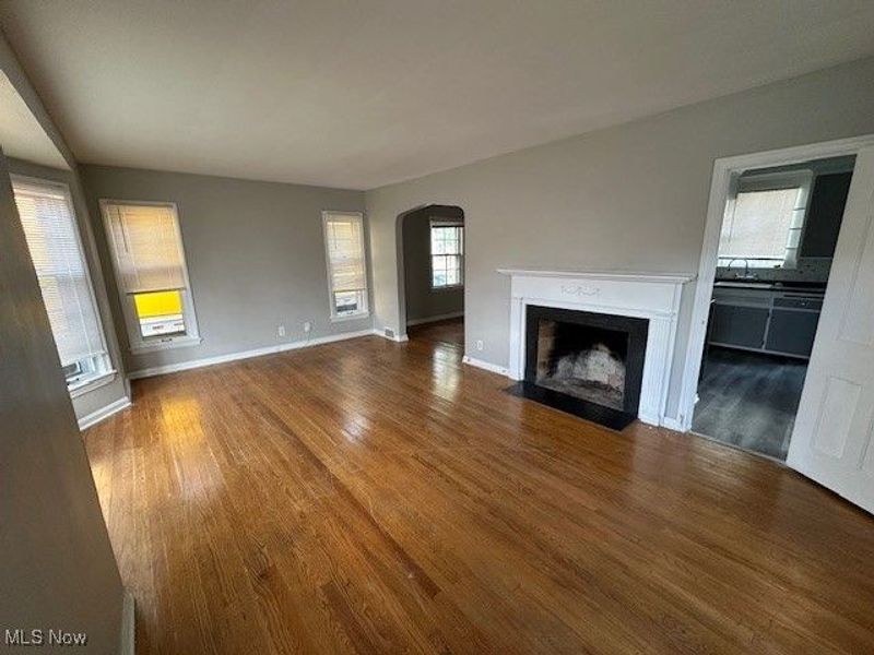 1183 Argonne Road, Cleveland, OH 44121 Photo 3