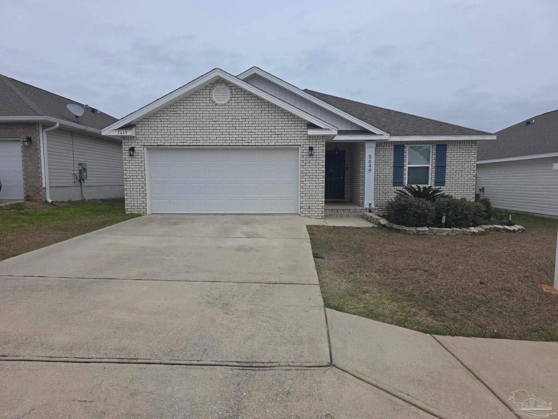 5649 Guinevere Ln, Milton, FL 32583 Main Photo
