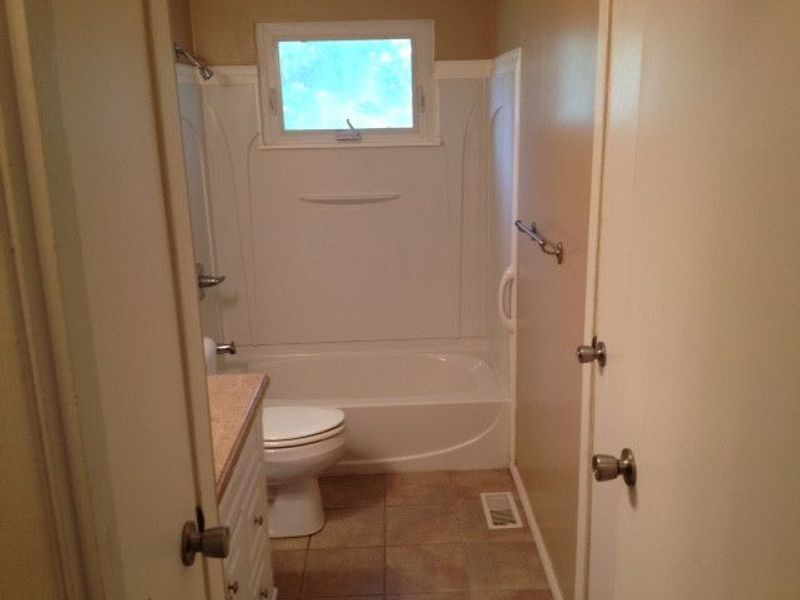 7058 Manderlay Drive, Florence, KY 41042 Photo 13