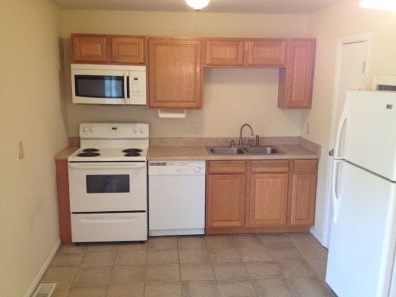 7058 Manderlay Drive, Florence, KY 41042 Photo 8