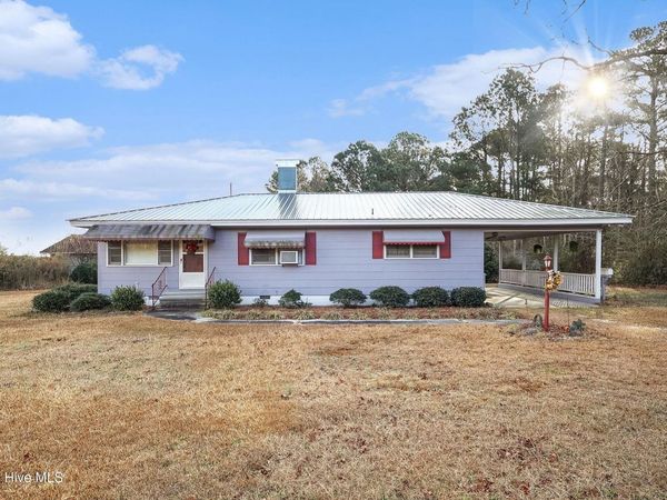 1249 Fann School Road, Salemburg, NC 28385