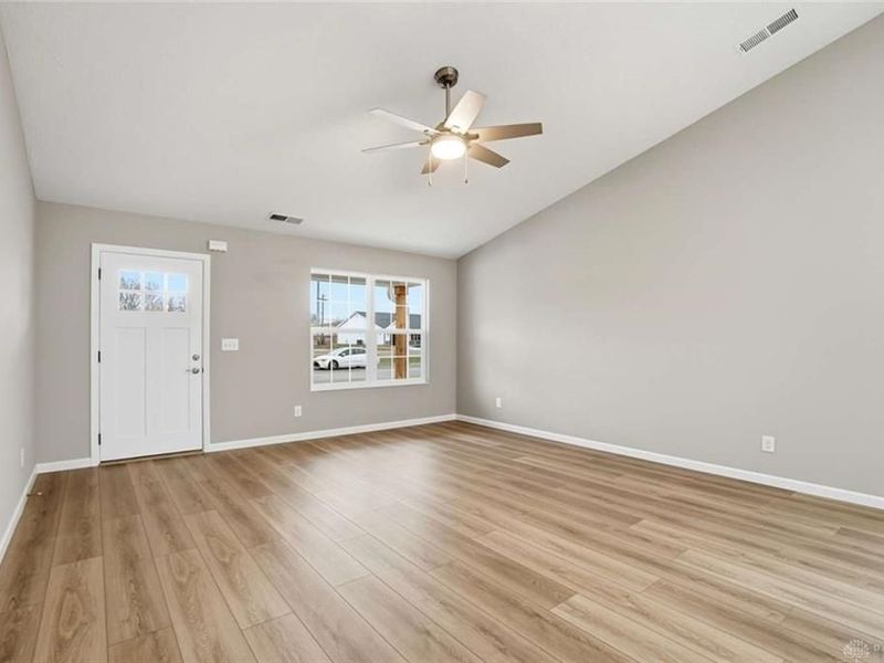 65 Timber Creek Drive, Carlisle, OH 45005 Photo 4