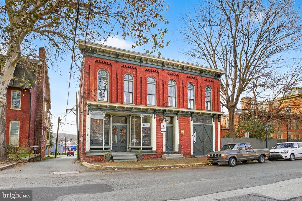 22 S 2ND STREET, COLUMBIA, PA 17512