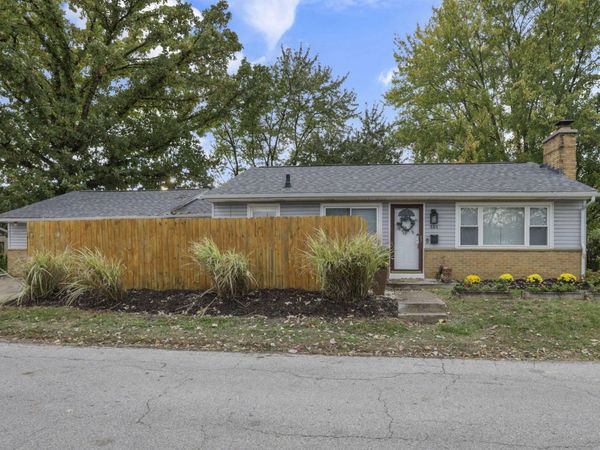 601 Morse Road, Columbus, OH 43214