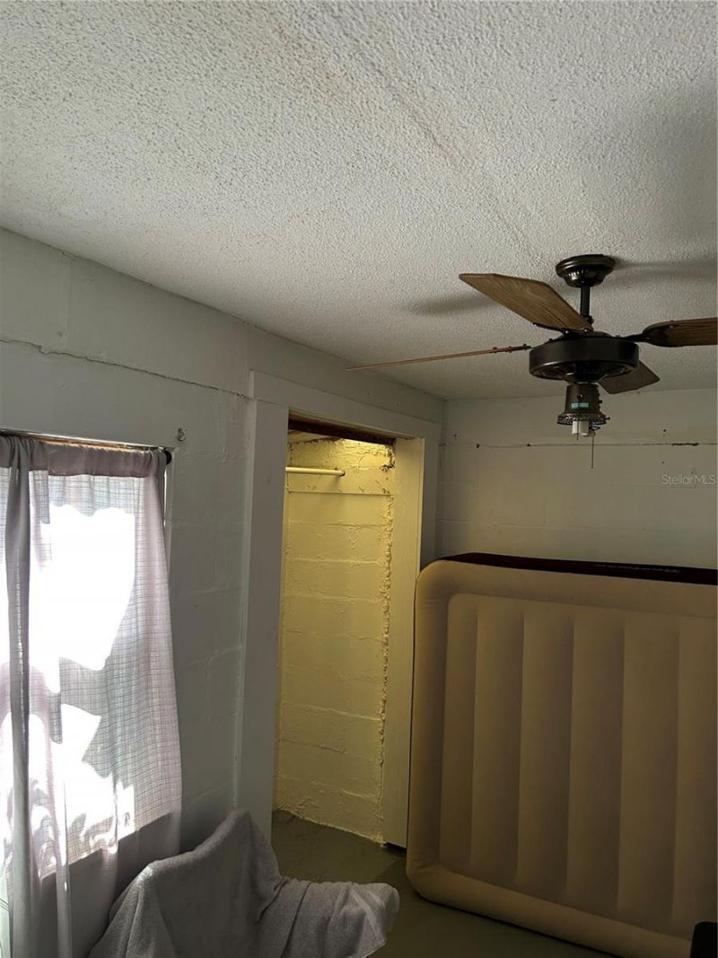20621 SE Highway 42, Umatilla, FL 32784